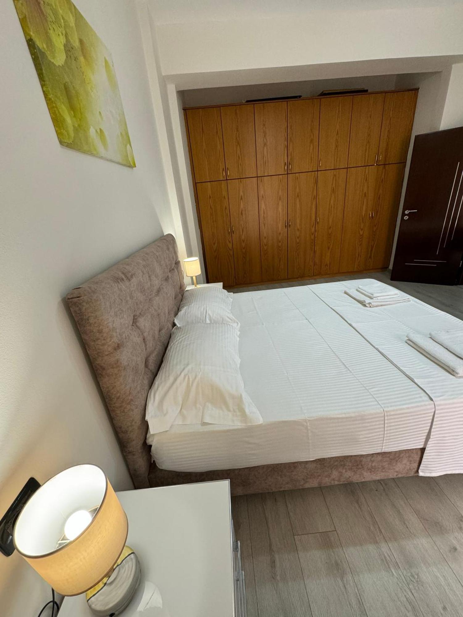 Dadaj Apartments Sarandë Eksteriør billede