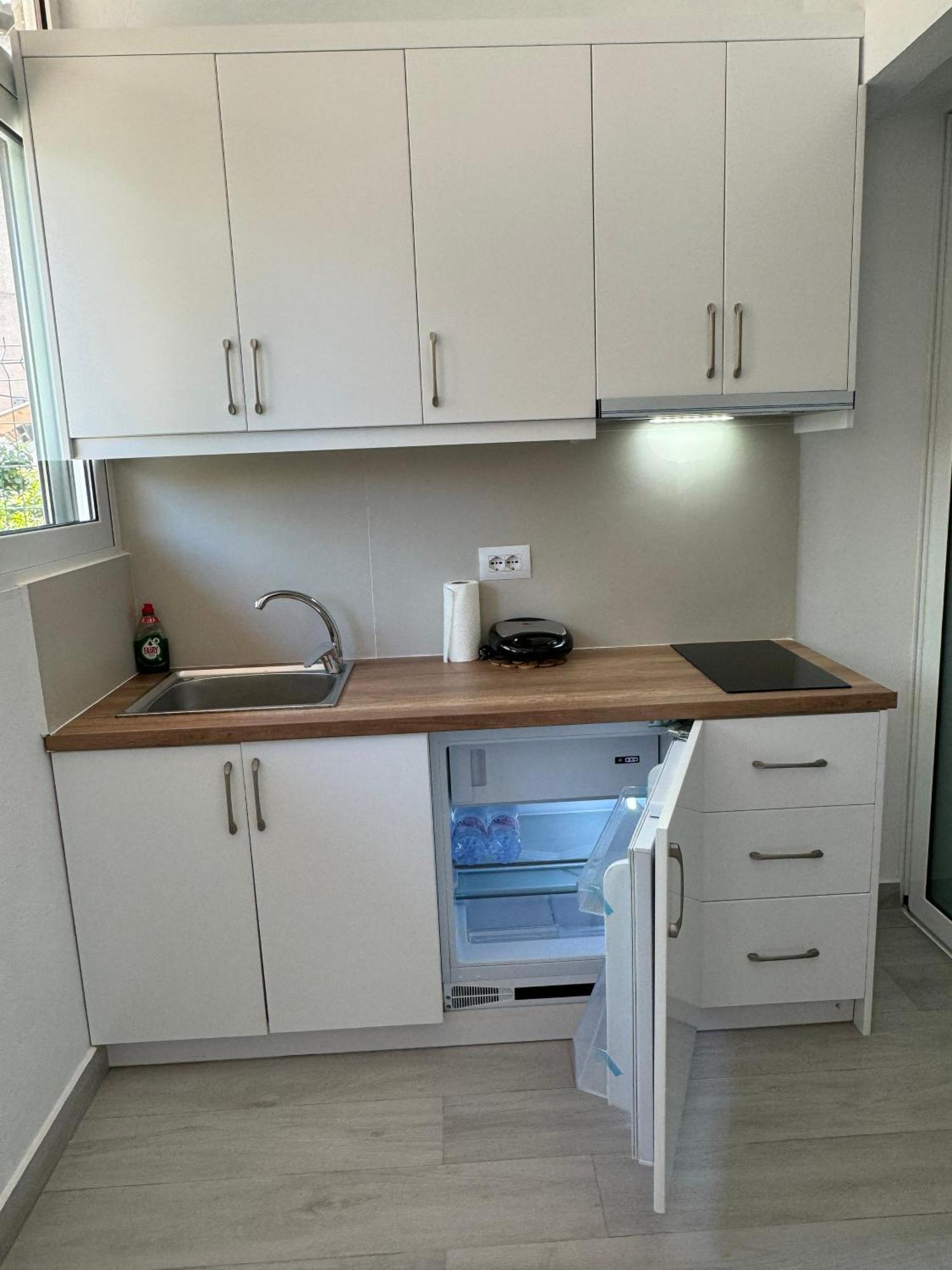 Dadaj Apartments Sarandë Eksteriør billede