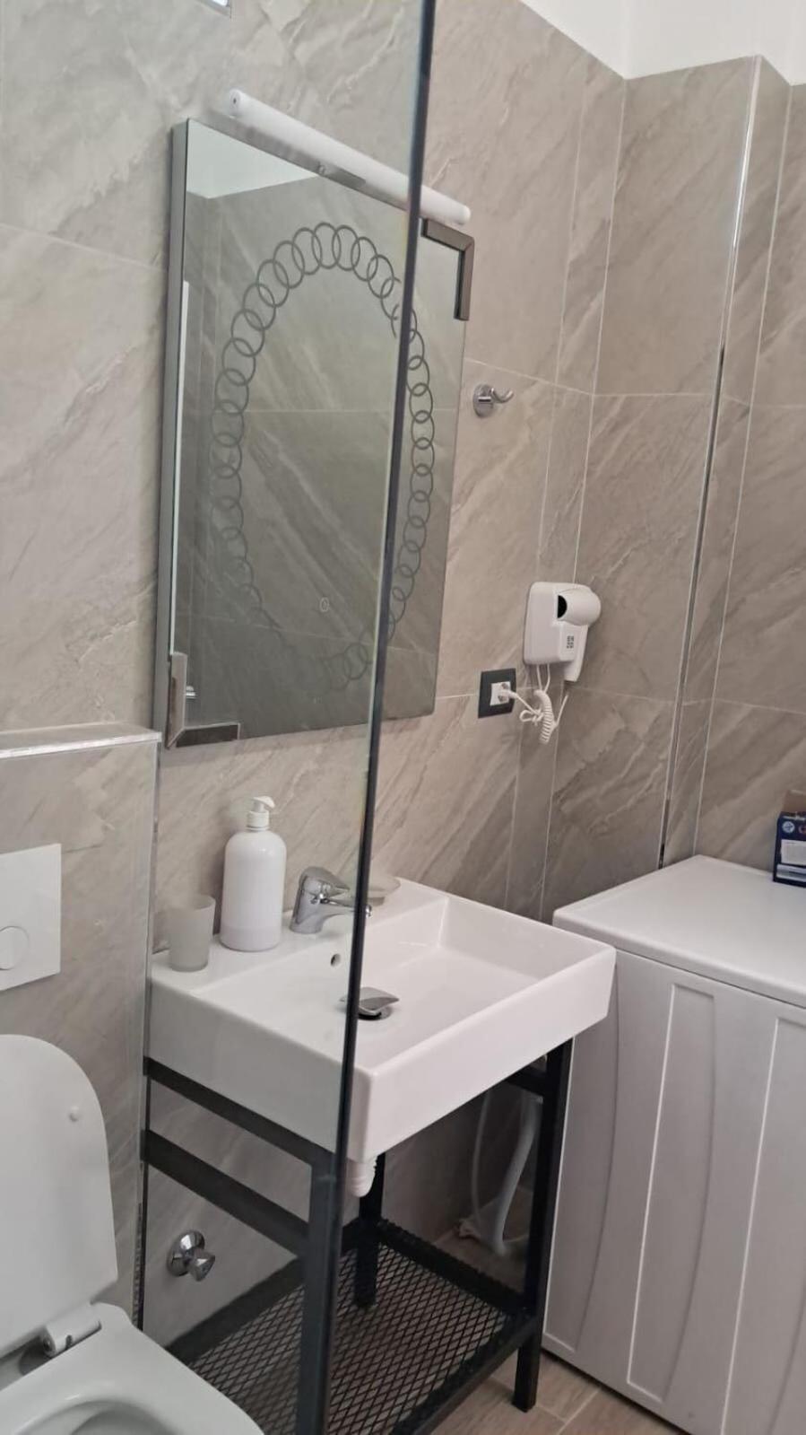 Dadaj Apartments Sarandë Eksteriør billede